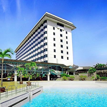 Hotel Horison Ultima Bandung Extérieur photo