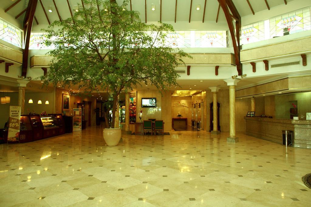 Hotel Horison Ultima Bandung Extérieur photo