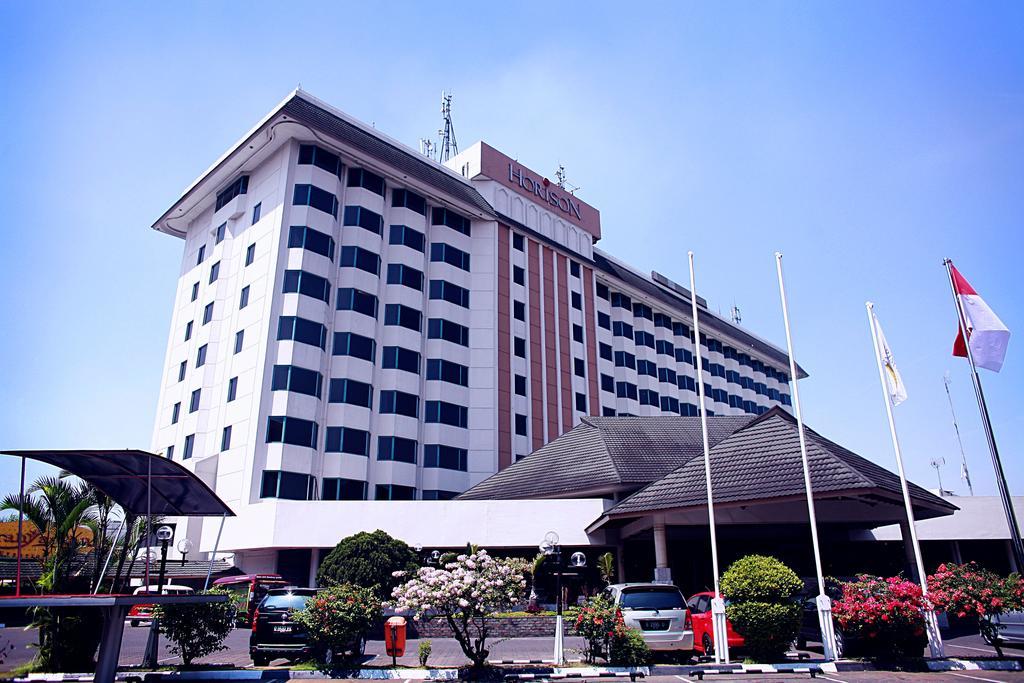 Hotel Horison Ultima Bandung Extérieur photo
