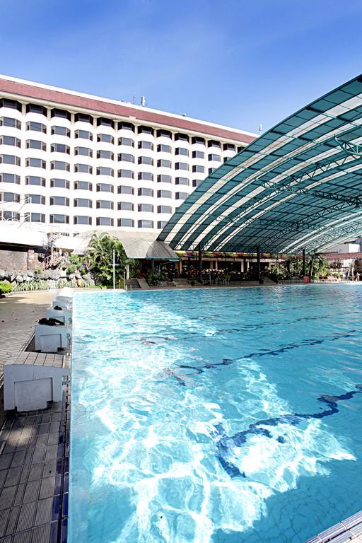 Hotel Horison Ultima Bandung Extérieur photo
