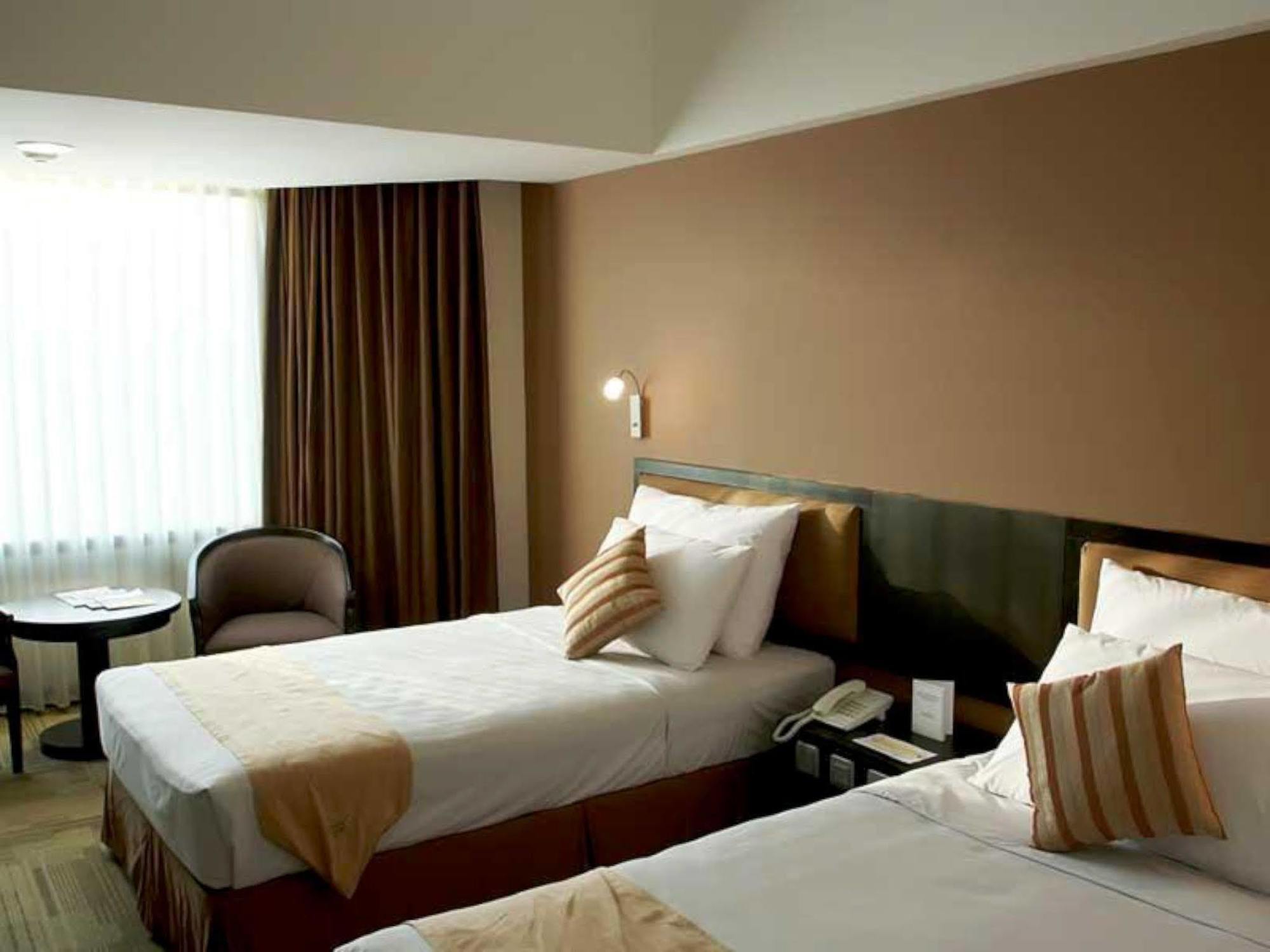 Hotel Horison Ultima Bandung Extérieur photo