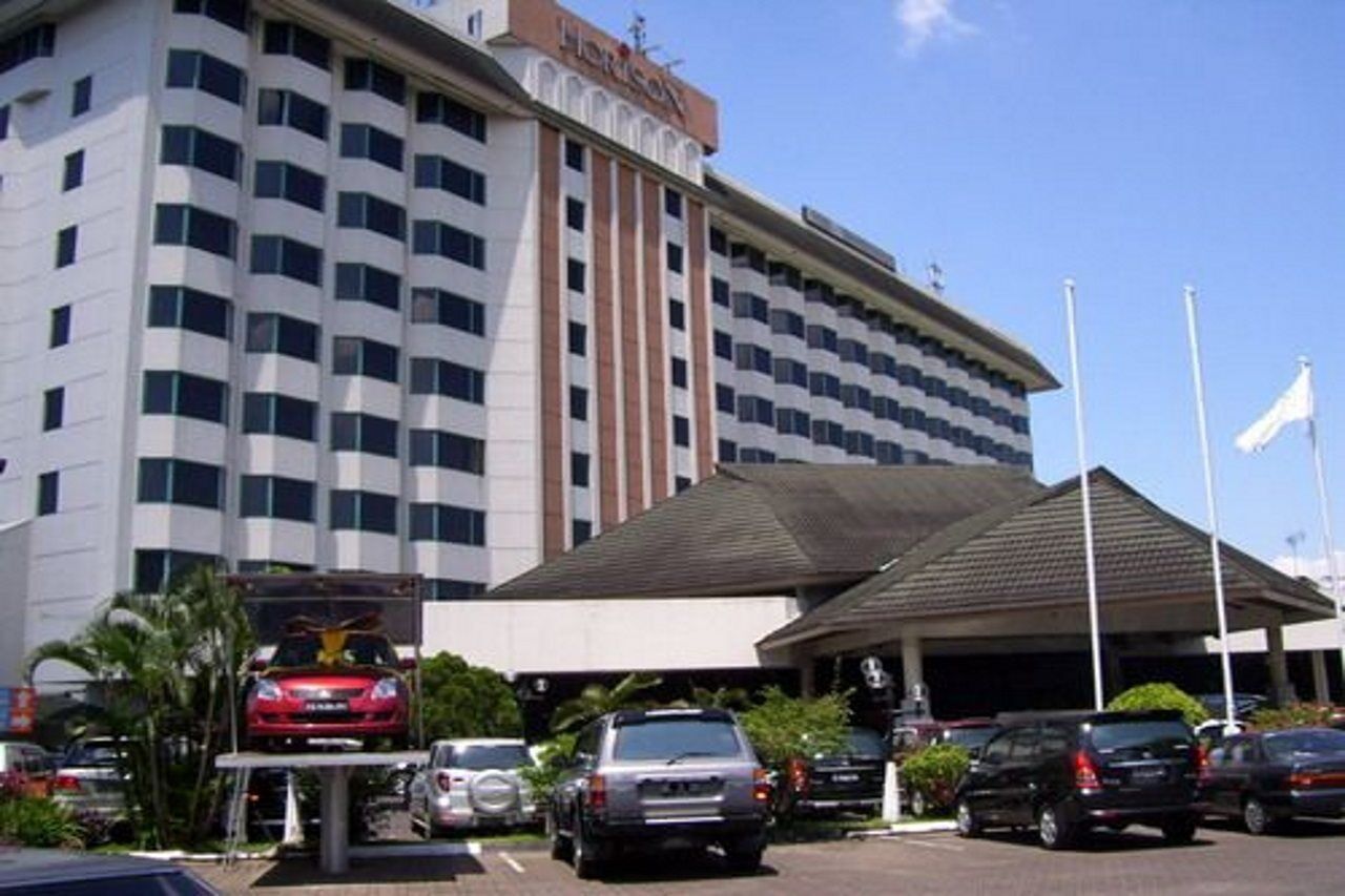 Hotel Horison Ultima Bandung Extérieur photo