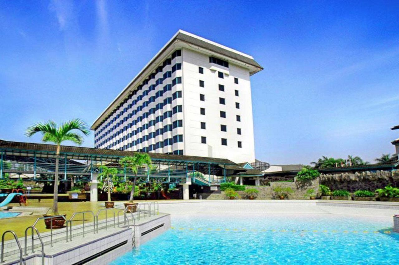 Hotel Horison Ultima Bandung Extérieur photo
